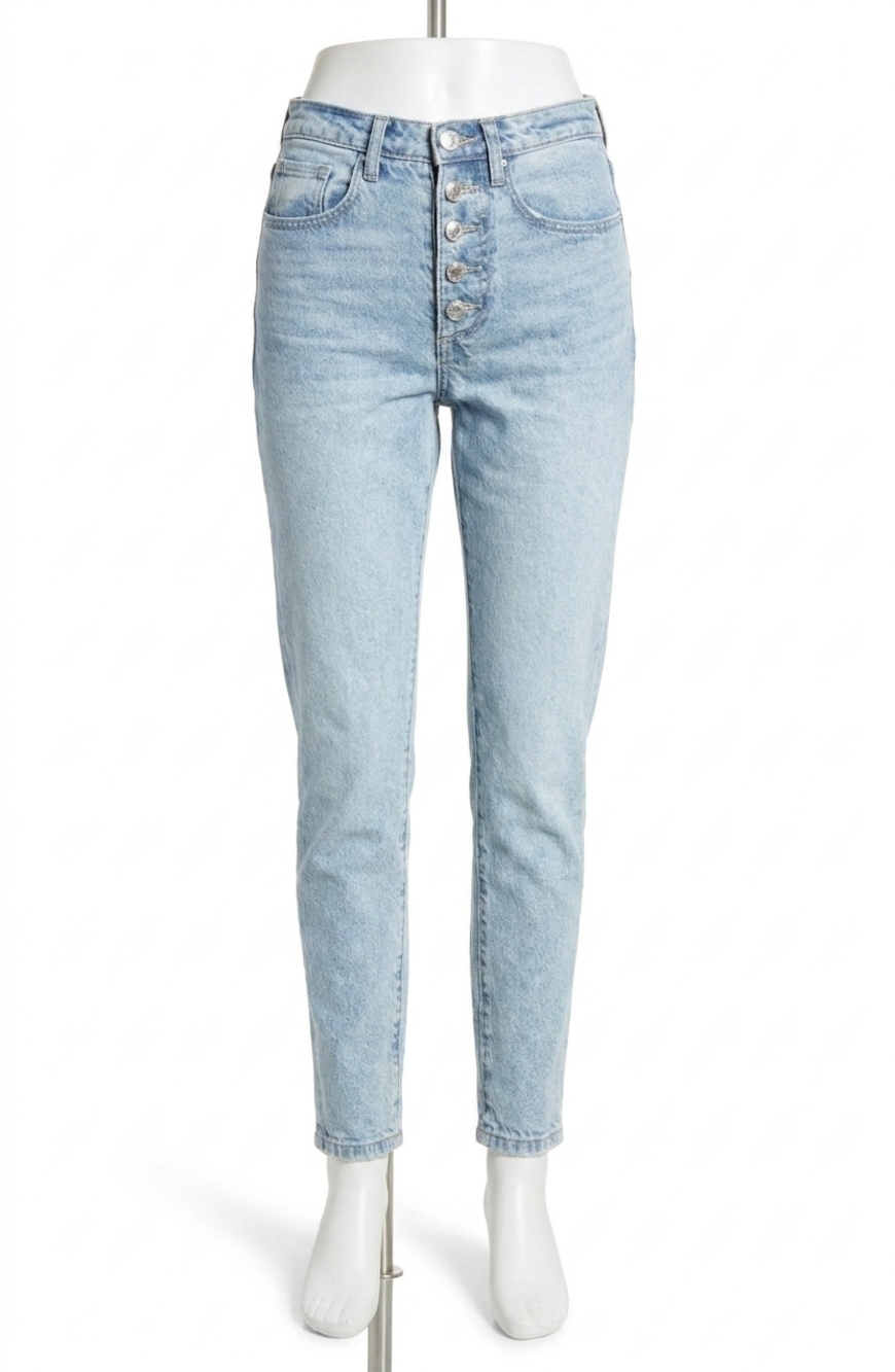 NEW WE WORE WHAT danielle crystal jean in studio